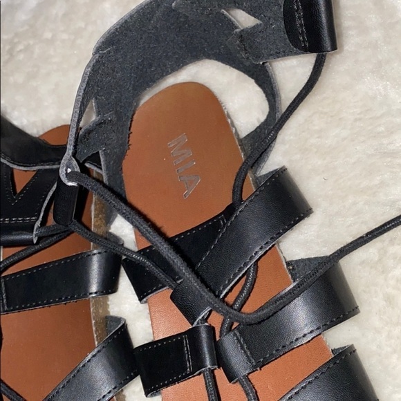 MIA  gladiators sandals 9.5 - Picture 2 of 9